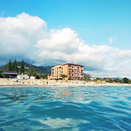 Leon Hotel New Athos Kültér fotó