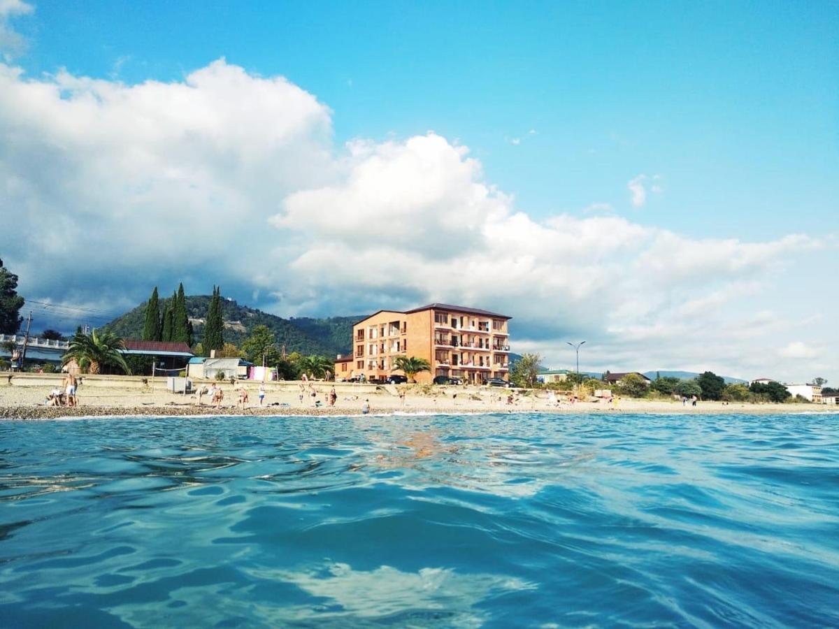 Leon Hotel New Athos Kültér fotó
