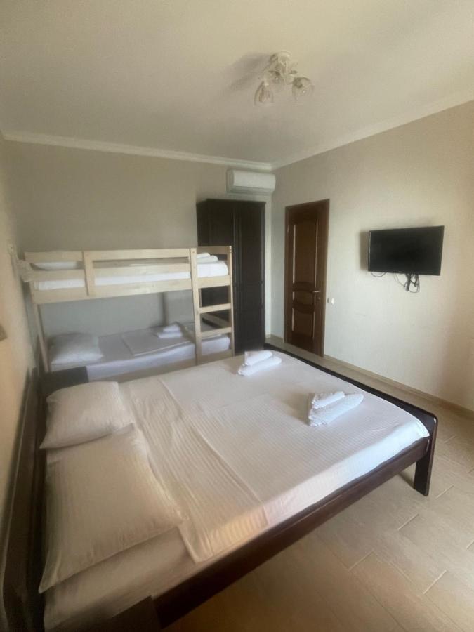 Leon Hotel New Athos Kültér fotó
